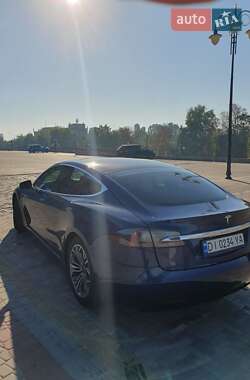 Ліфтбек Tesla Model S 2018 в Харкові