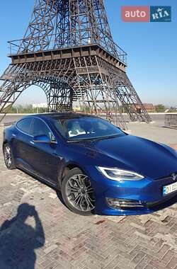 Ліфтбек Tesla Model S 2018 в Харкові