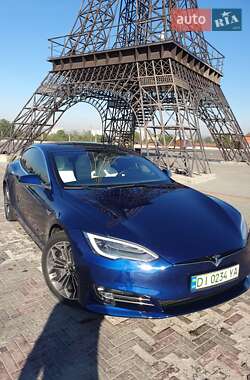 Ліфтбек Tesla Model S 2018 в Харкові