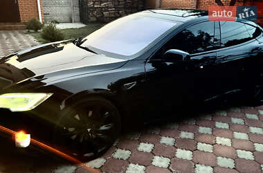 Ліфтбек Tesla Model S 2013 в Києві