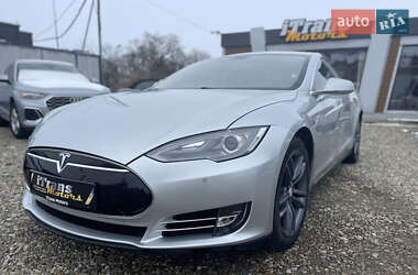 Ліфтбек Tesla Model S 2014 в Стрию