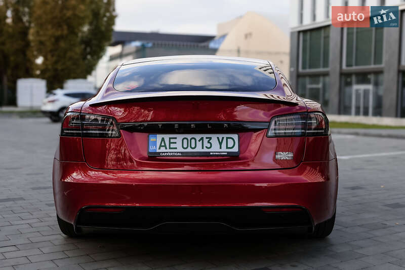 Лифтбек Tesla Model S 2023 в Днепре