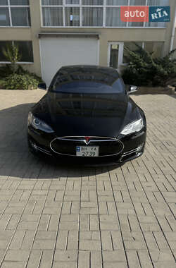 Ліфтбек Tesla Model S 2015 в 