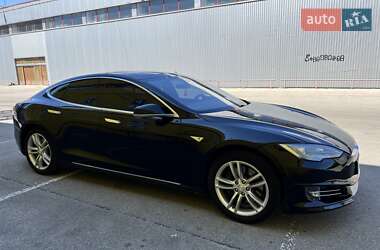 Ліфтбек Tesla Model S 2014 в Кропивницькому