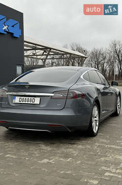 Лифтбек Tesla Model S 2014 в Хмельницком