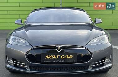 Ліфтбек Tesla Model S 2013 в Києві