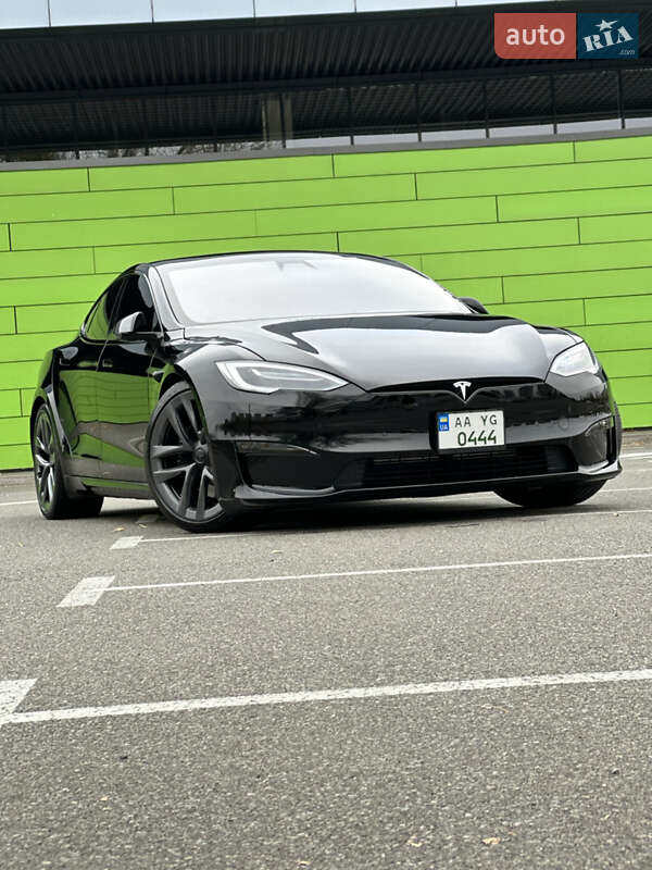Ліфтбек Tesla Model S 2021 в Києві