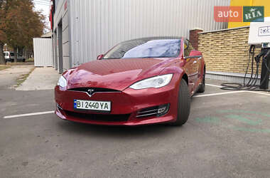 Tesla Model S 2014