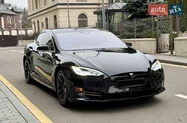 Tesla Model S 2016