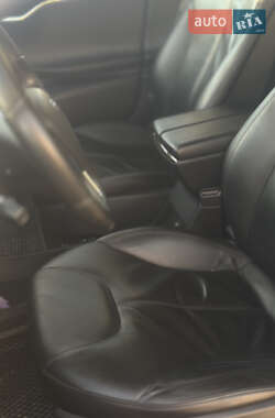 Лифтбек Tesla Model S 2013 в 