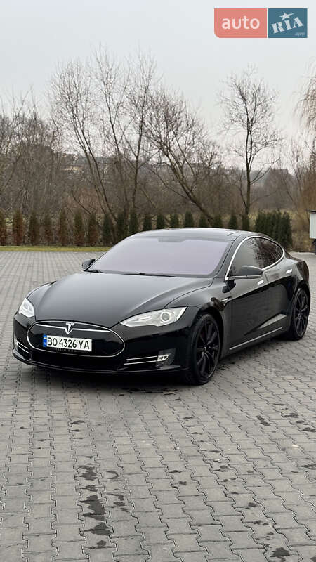 Ліфтбек Tesla Model S 2014 в Зборові