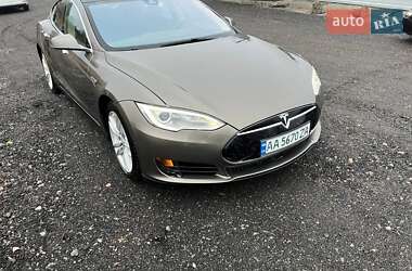 Tesla Model S 2015 Tesla Model S 2015