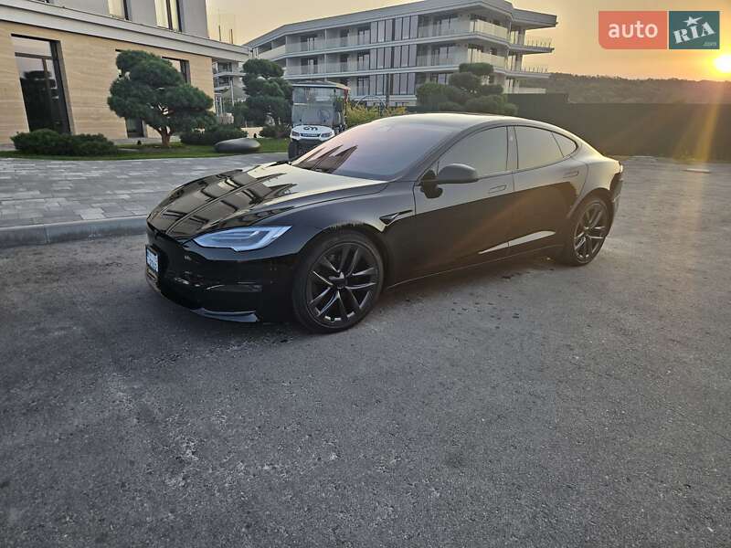 Лифтбек Tesla Model S 2021 в Киеве