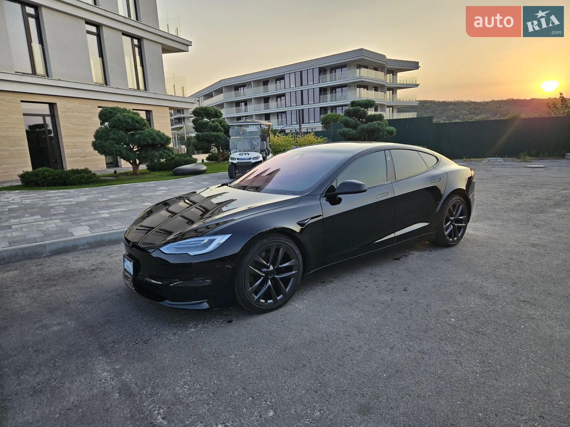 2021 Tesla Model S - мініатюра 9