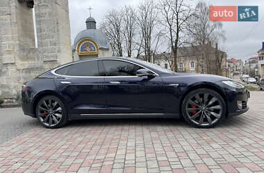 Лифтбек Tesla Model S 2015 в Золочеве