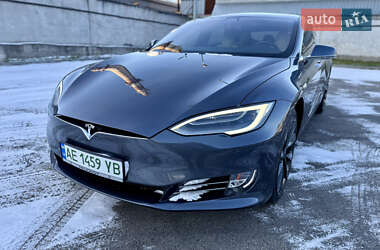 Ліфтбек Tesla Model S 2020 в Києві