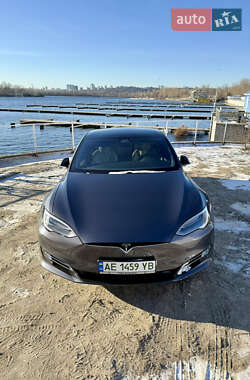 Ліфтбек Tesla Model S 2020 в Києві