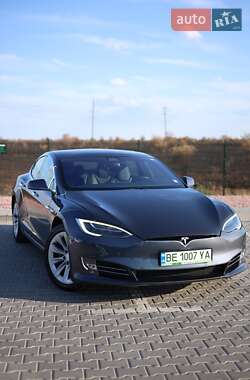 Ліфтбек Tesla Model S 2018 в Миколаєві