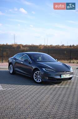 Ліфтбек Tesla Model S 2018 в Миколаєві