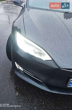 Ліфтбек Tesla Model S 2020 в Києві