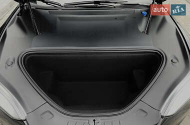 Лифтбек Tesla Model S 2019 в 