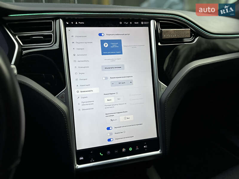 Лифтбек Tesla Model S 2017 в Львове