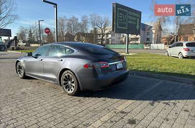 Лифтбек Tesla Model S 2019 в 