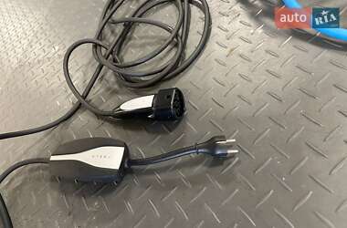 Лифтбек Tesla Model S 2020 в Львове