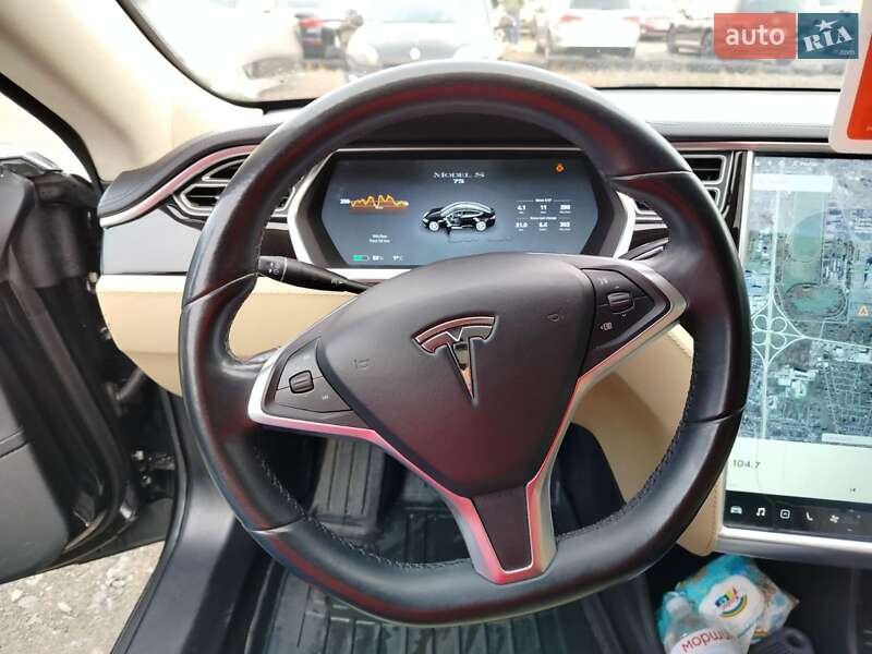 Лифтбек Tesla Model S 2013 в Львове
