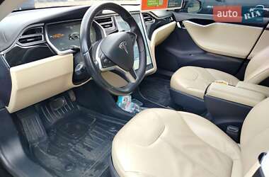 Лифтбек Tesla Model S 2013 в Львове