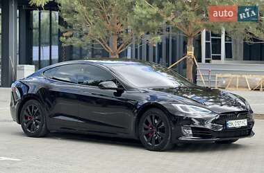 Ліфтбек Tesla Model S 2018 в Рівному