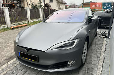 Ліфтбек Tesla Model S 2018 в Києві