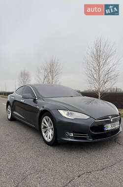 Ліфтбек Tesla Model S 2016 в Полтаві