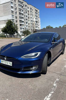 Ліфтбек Tesla Model S 2017 в Житомирі