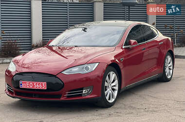 Tesla Model S 2015 Tesla Model S 2015