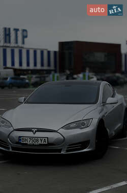 Лифтбек Tesla Model S 2013 в Одессе