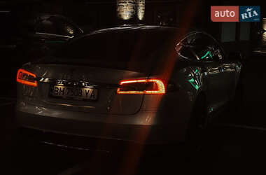 Лифтбек Tesla Model S 2013 в Одессе