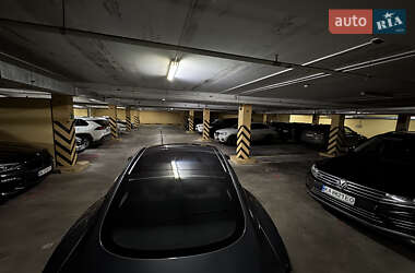 Ліфтбек Tesla Model S 2014 в 