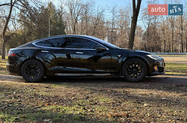 Лифтбек Tesla Model S 2021 в Кривом Роге