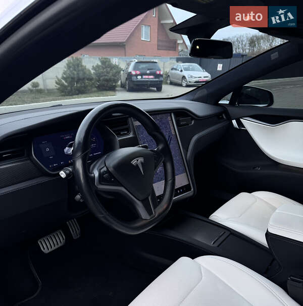 Ліфтбек Tesla Model S 2018 в Луцьку