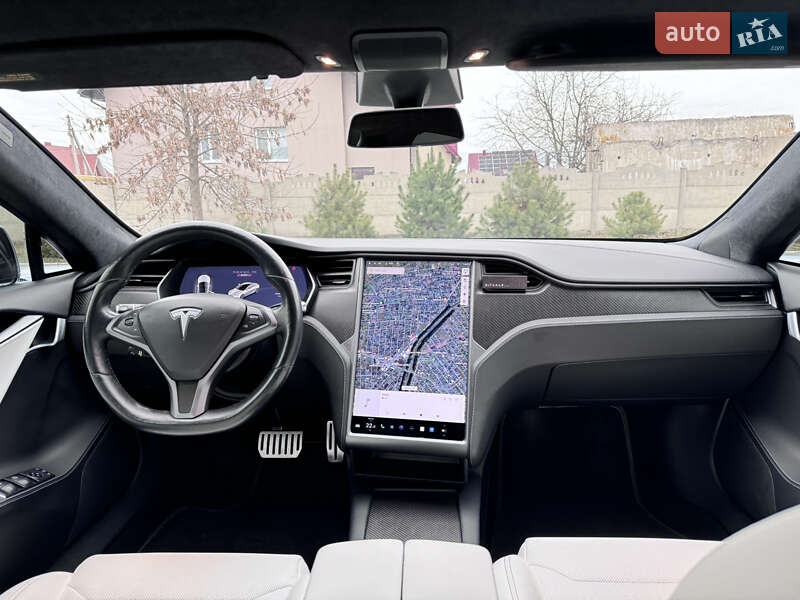 Ліфтбек Tesla Model S 2018 в Луцьку
