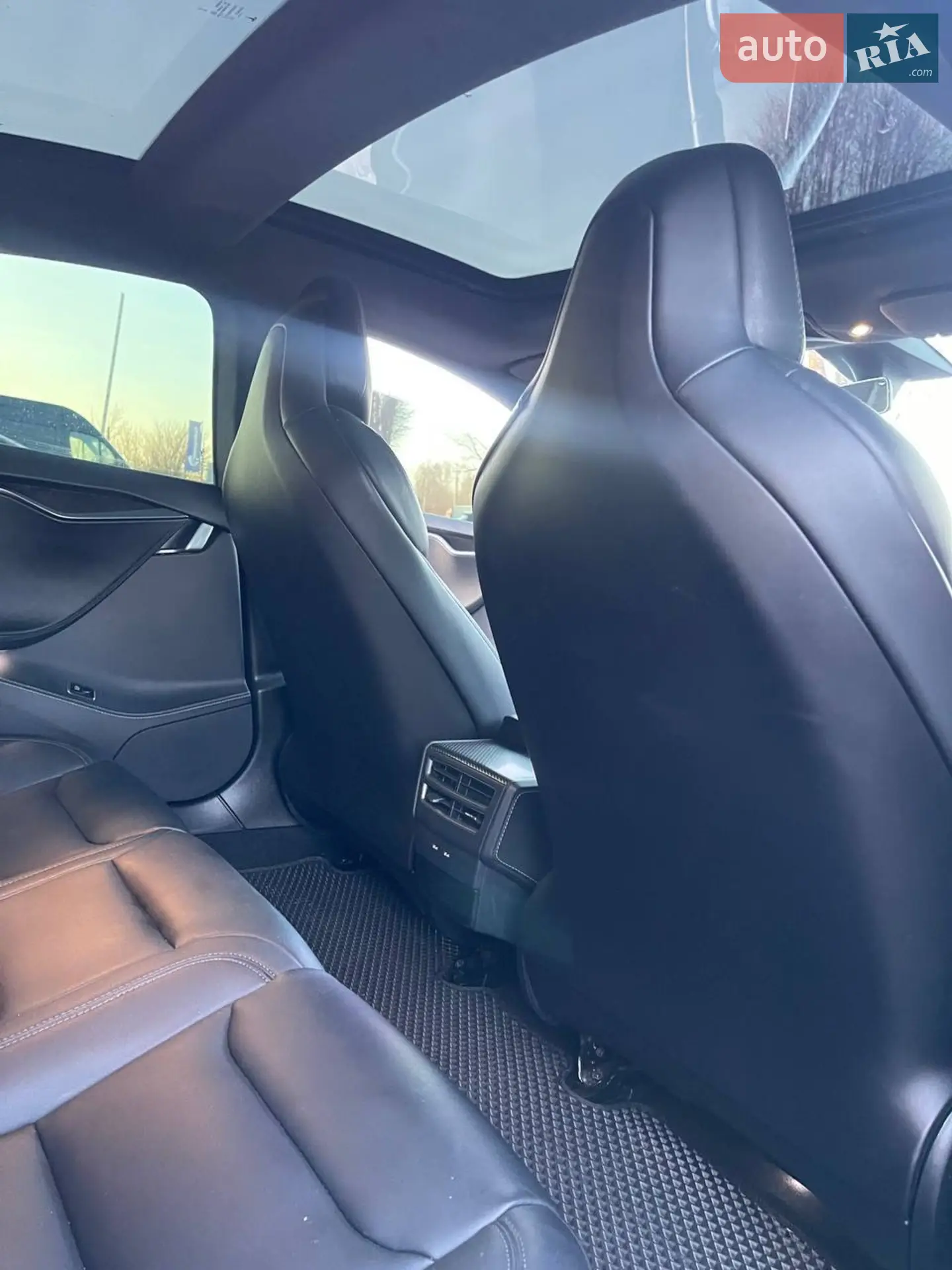 2018 Tesla Model S - мініатюра 24