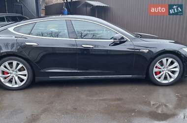 Ліфтбек Tesla Model S 2014 в Києві