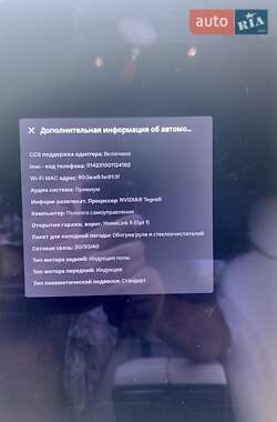 Ліфтбек Tesla Model S 2017 в 