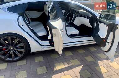 Ліфтбек Tesla Model S 2017 в 