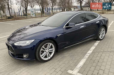 Ліфтбек Tesla Model S 2014 в Запоріжжі