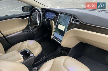 Лифтбек Tesla Model S 2014 в Запорожье