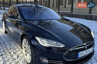 Ліфтбек Tesla Model S 2013 в Харкові