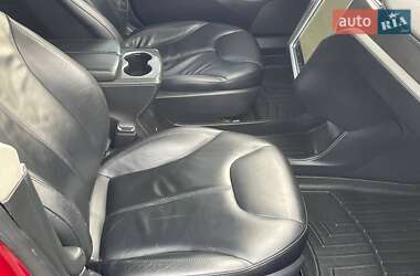 Лифтбек Tesla Model S 2014 в 