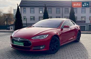 Ліфтбек Tesla Model S 2014 в Вінниці